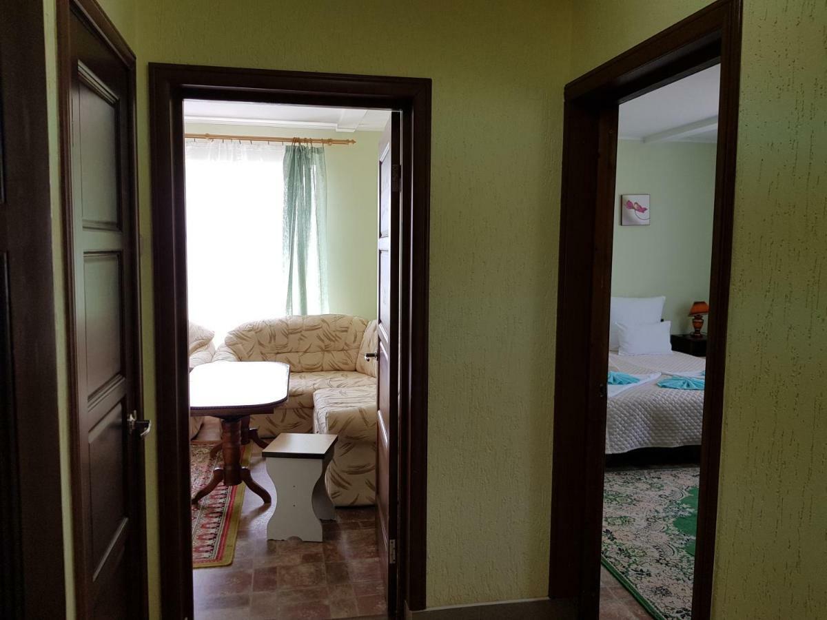 Volkovysk Motel Волковиськ Екстер'єр фото