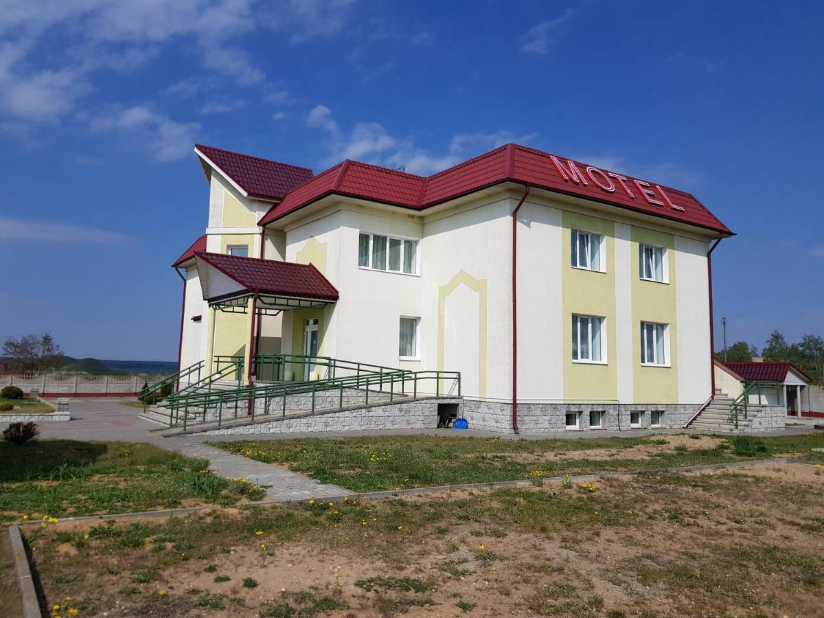 Volkovysk Motel Волковиськ Екстер'єр фото